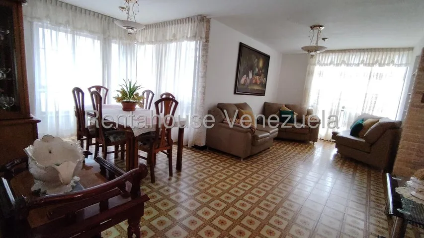 Departamento en alquiler bajo precio de mercado en Caracas