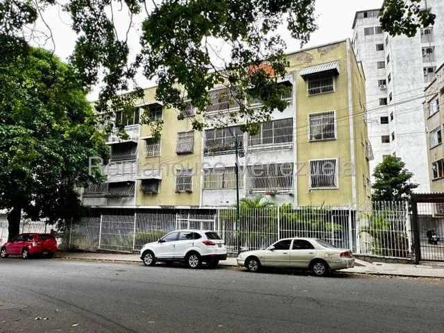 Departamento en venta bajo precio de mercado en Caracas - Libertador