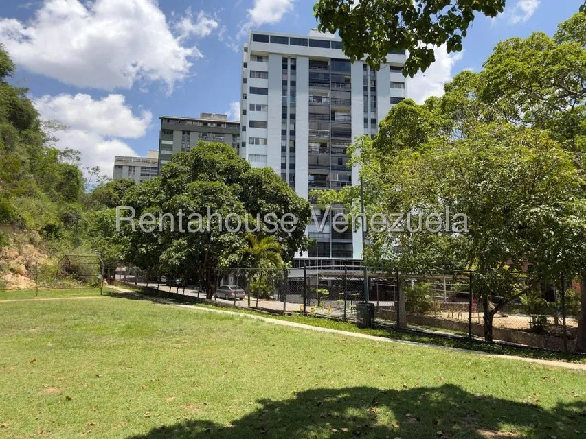 Departamento en alquiler bajo precio de mercado en Caracas - Baruta