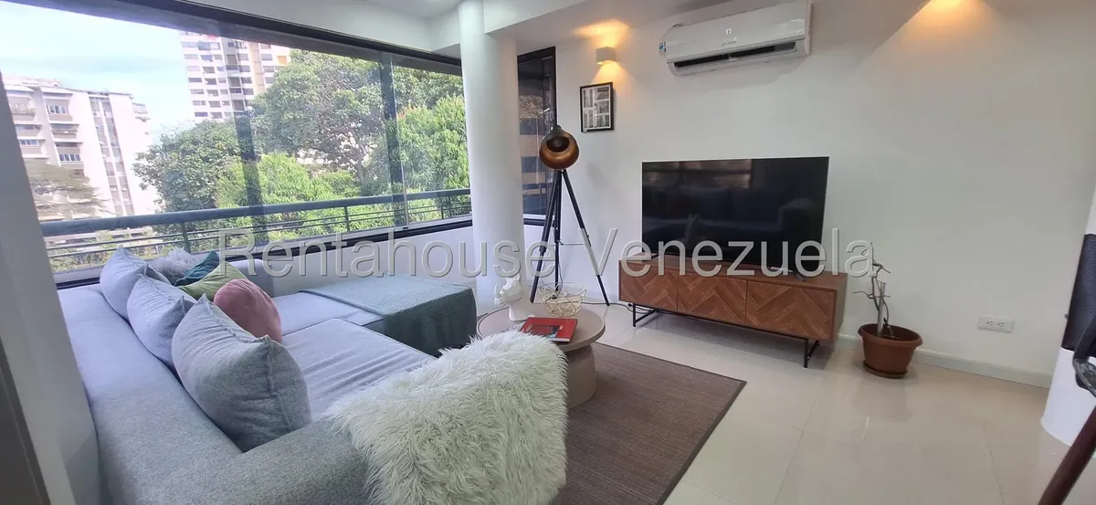 Departamento en alquiler bajo precio de mercado en Caracas - Baruta