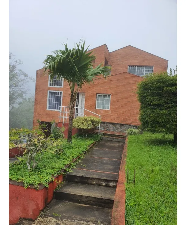 Departamento en alquiler con baja de precio en Caracas - Baruta