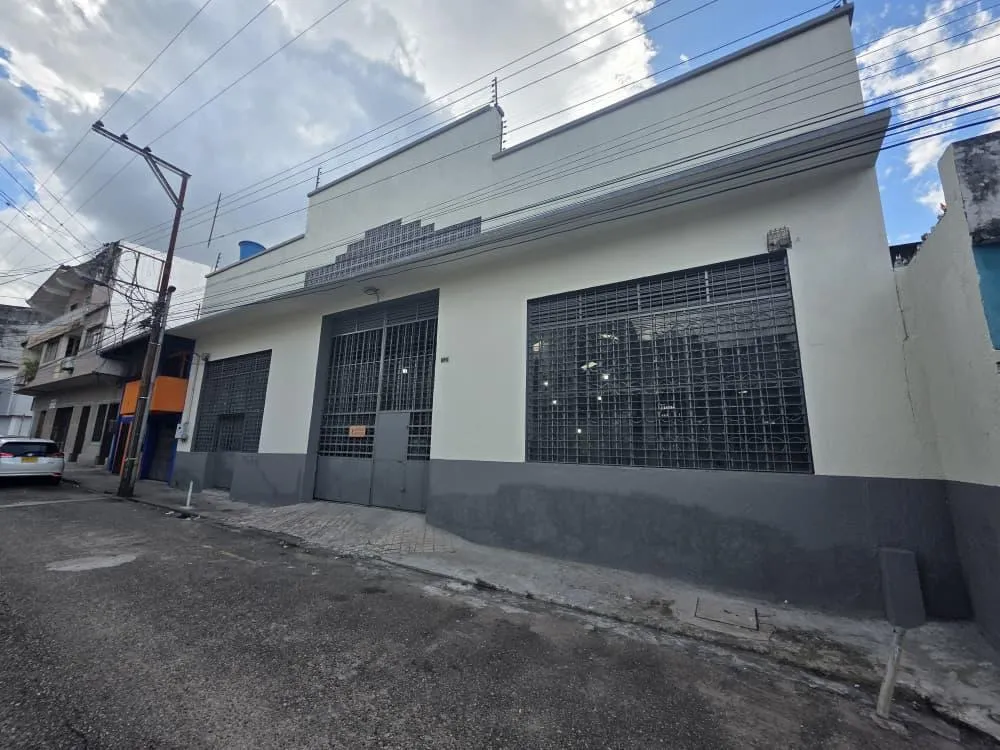 Galpón en Venta en San Cristóbal, 922 m²