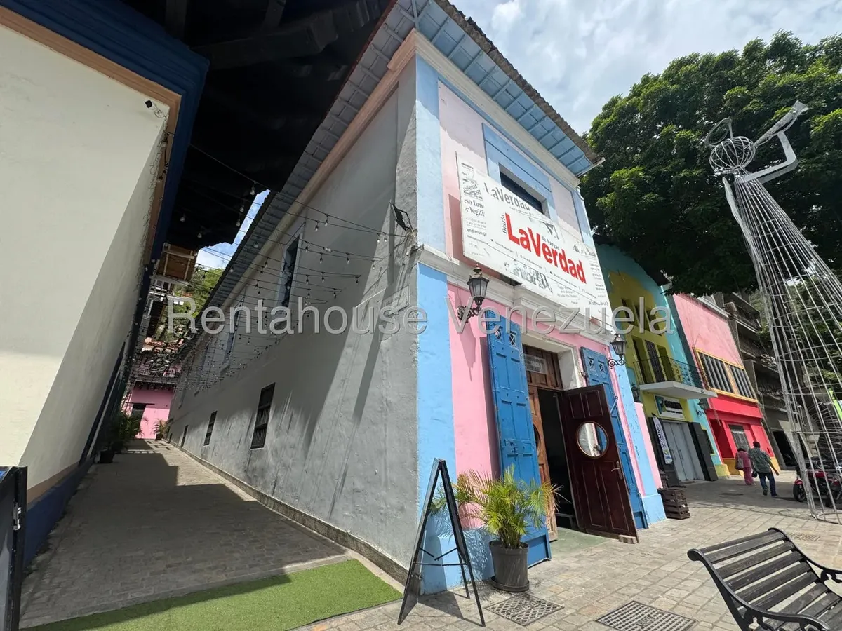 Oficina en Venta en La Guaira, 230 m²