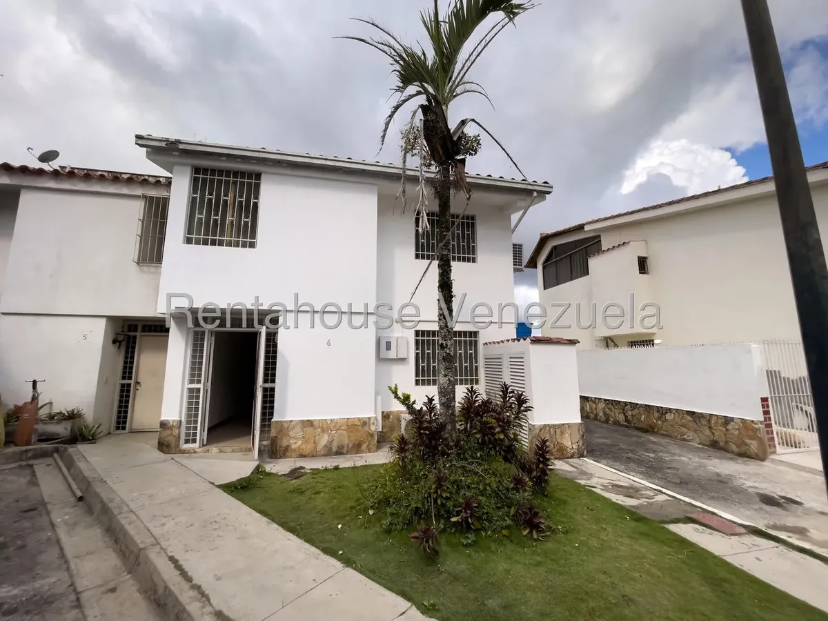 Departamento en alquiler con baja de precio en Caracas - Sucre