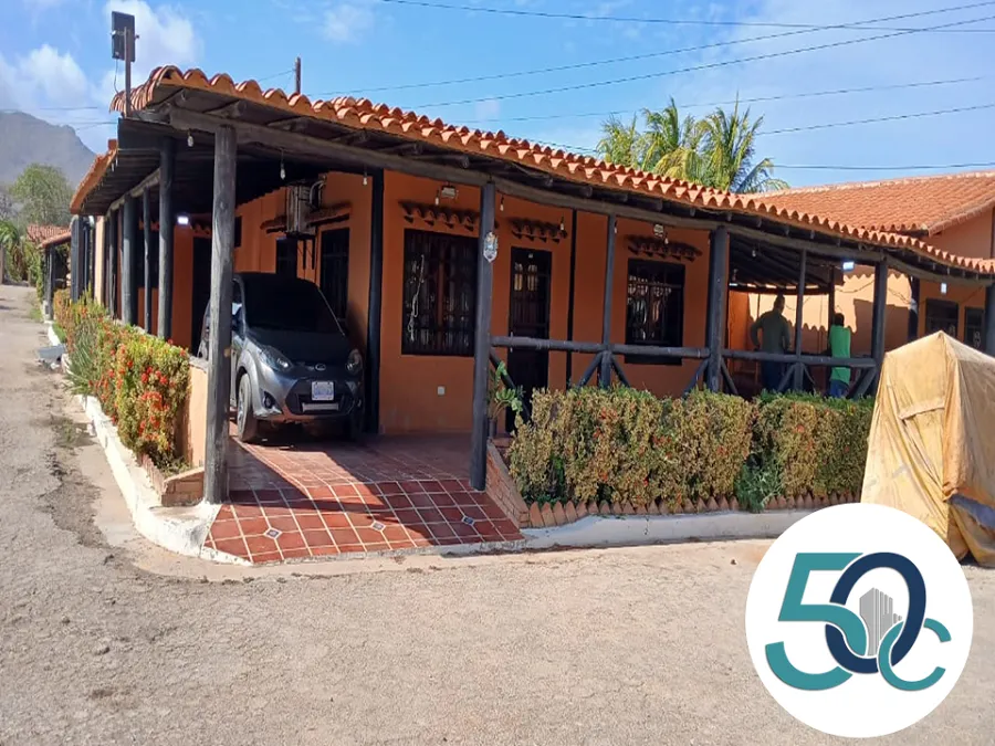 Casa Concepto Palafito Margarita Av Juan Bautista Arismendi — 181m² 3 Hab