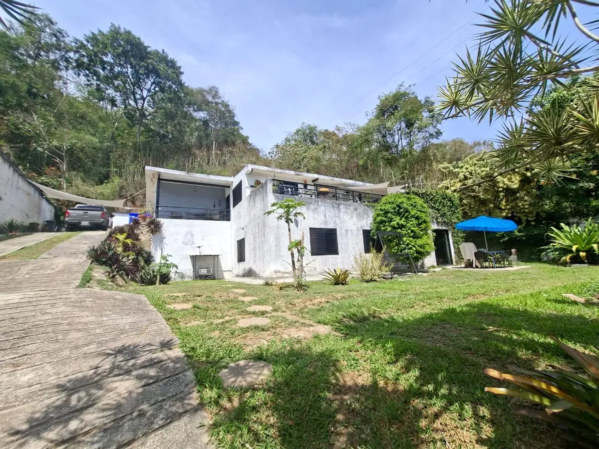 Departamento en alquiler con baja de precio en Caracas - Sucre