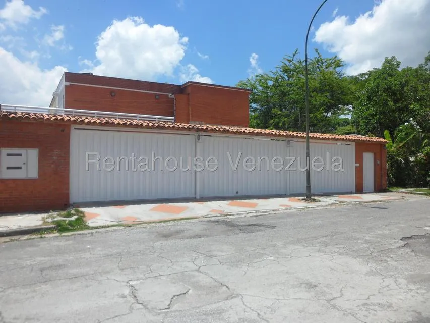Departamento en alquiler con baja de precio en Caracas - Sucre