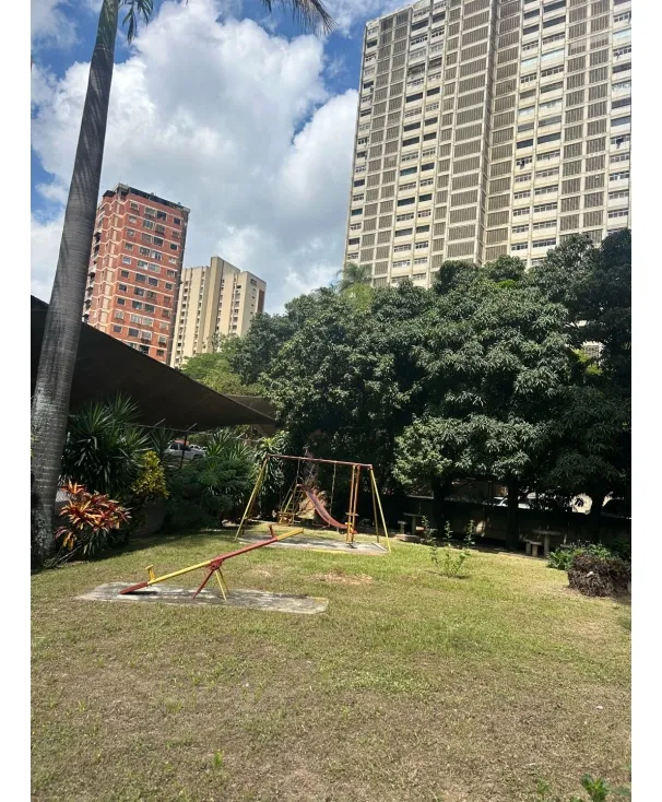 Departamento en alquiler bajo precio de mercado en Caracas - Baruta